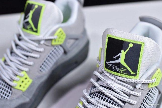 Jordan 4 Neon CT5342-007 Air SE 1026